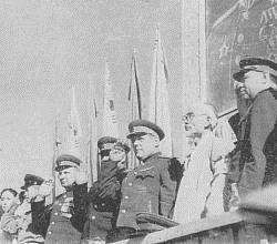 Cho Man Sik with Soviet generals at a ceremony commemorating the liberation of Pyongyang in August 1945, as head of the city’s Committee for the Preparation of Korean Independence (Wilson Center Digital Archive)