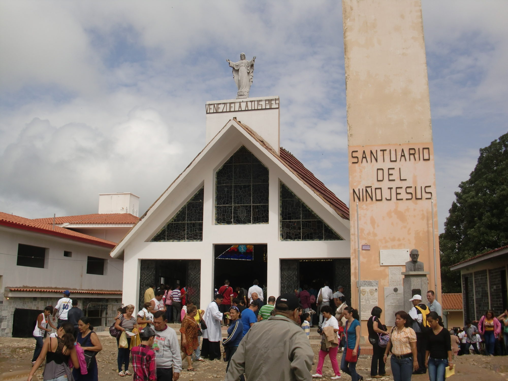 The Church and the Venezuelan Crisis: Keeping the Faith Can Be Difficult